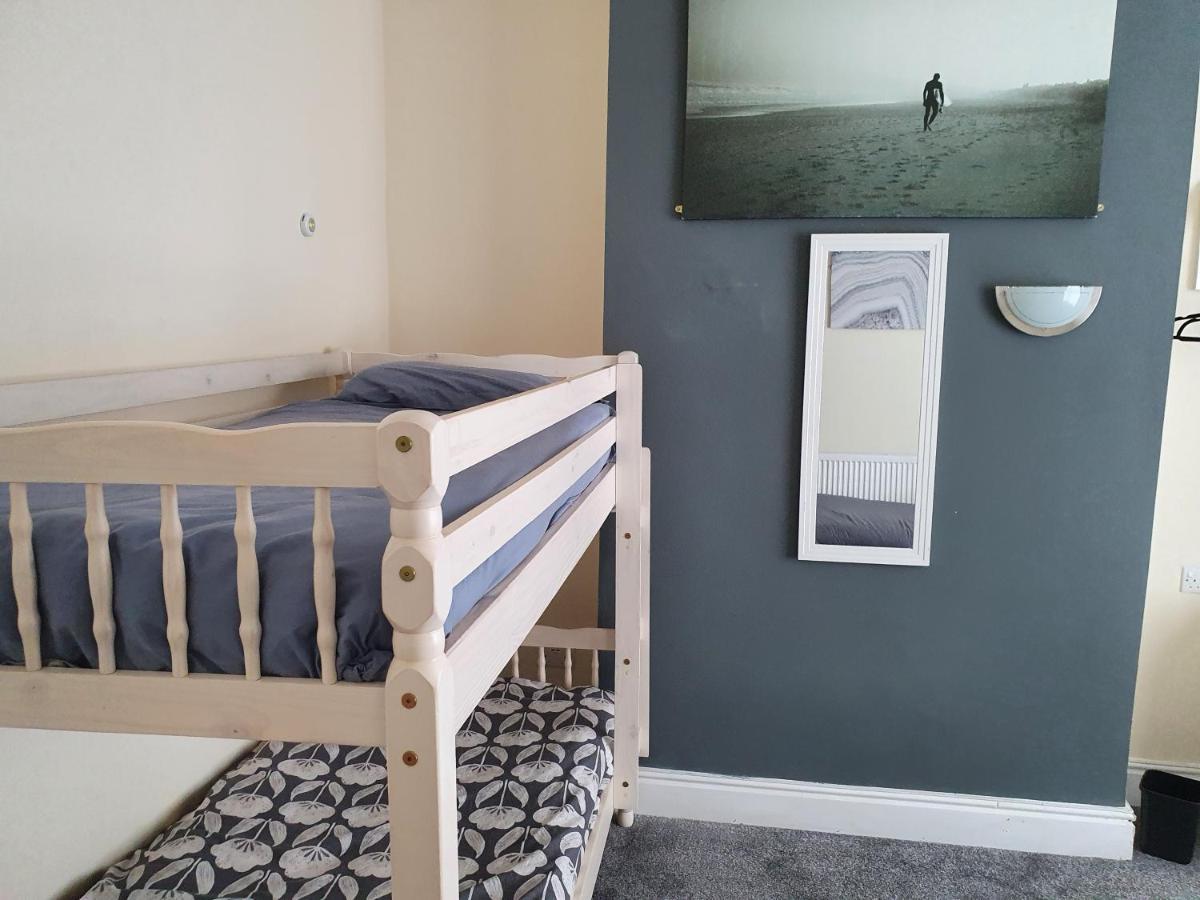 12 Person 6 Bedroom Self Catering House Liverpool Exteriér fotografie
