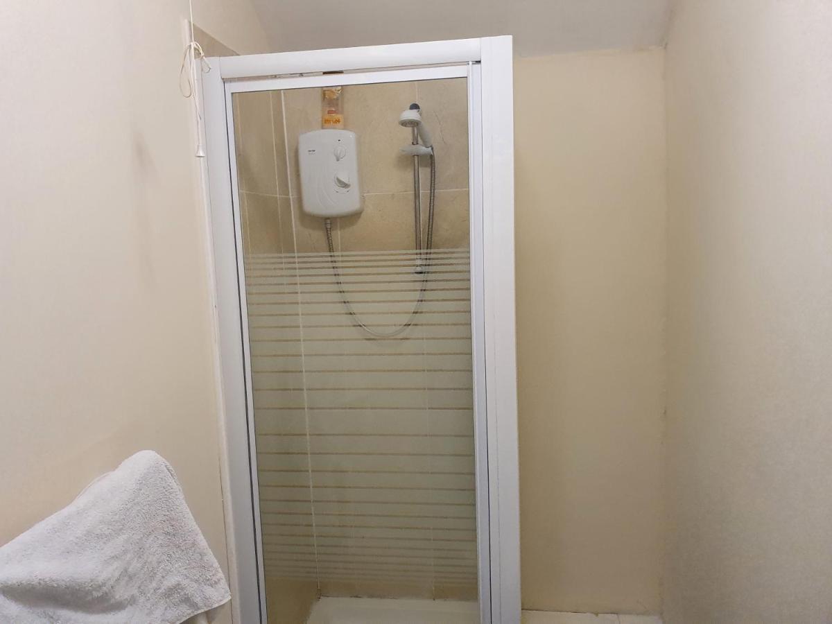 12 Person 6 Bedroom Self Catering House Liverpool Exteriér fotografie