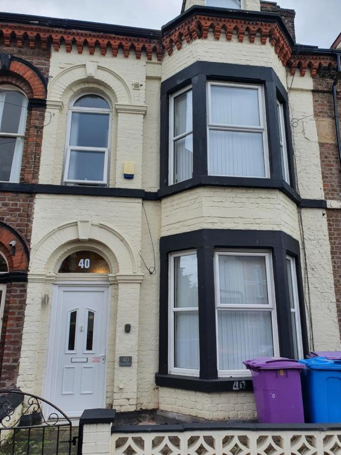 12 Person 6 Bedroom Self Catering House Liverpool Exteriér fotografie